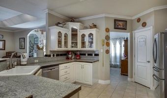 1007 BLUEBONNET Ln, Adkins, TX 78101
