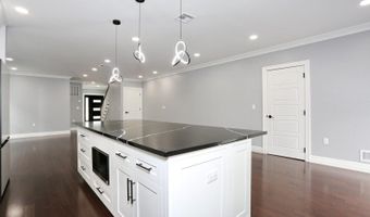 46 Phelps Ave, Bergenfield, NJ 07621