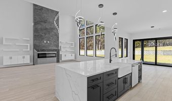 555 Versailles Dr, Auburn, GA 30011