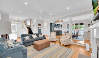 40 Karge St, Bay Head, NJ 08742