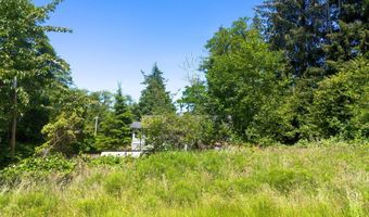 972 22ND St, Astoria, OR 97103