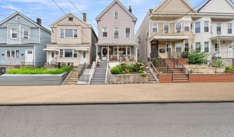 26 E 49TH St, Bayonne, NJ 07002