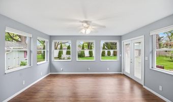 119 Zona Dr, Auburn, IN 46706