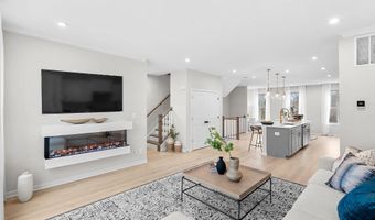 2460 MYSTIC MAROON Ter, Ashburn, VA 20147