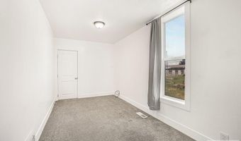 3617 E Lincoln Rd, Ammon, ID 83401