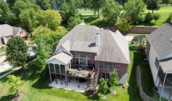259 Meadowbrook Country Club Est, Ballwin, MO 63011