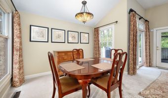 37 New Cross N, Asheville, NC 28805