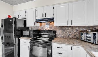 91 S Ronald Ave S, Bayville, NJ 08721
