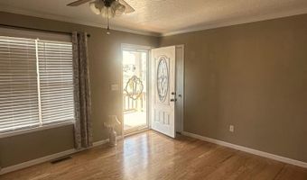 362 Oak St, Big Sandy, TN 38221