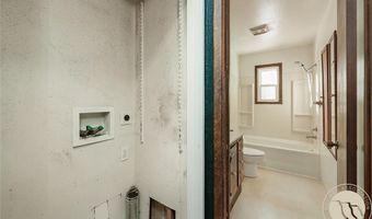 808 Saddle Ln, Billings, MT 59101