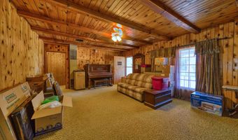 323 L St, Carlsbad, NM 88220