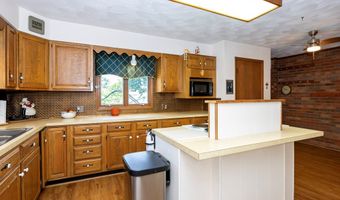 308 W Liberty St, Ashland, OH 44805