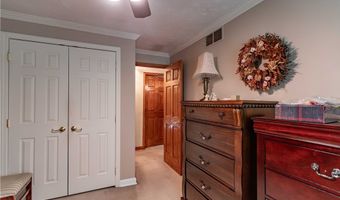 905 Roosevelt Ave, Aliquippa, PA 15001