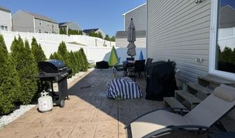 17 Fullrigger Ave, Barnegat, NJ 08005