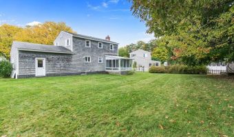 15 Blondin Cir, Burlington, VT 05408