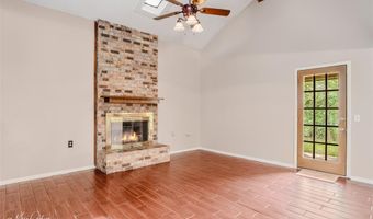 103 S Parkridge Dr, Bossier City, LA 71006