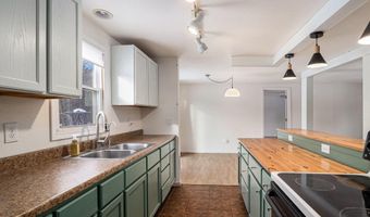 348 39th St, Allegan, MI 49010