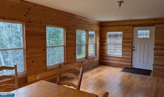 8854 River Dr, Angora, MN 55703