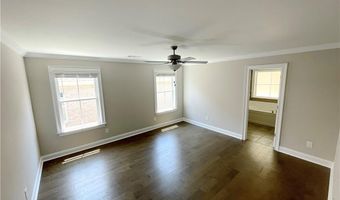 2041 ARMISTEAD Ln, Auburn, AL 36832