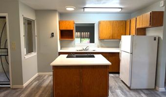 203 Todd Ave, Hilo, HI 96720