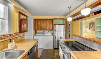 16 Kilroy Rd, Andover, NJ 07860