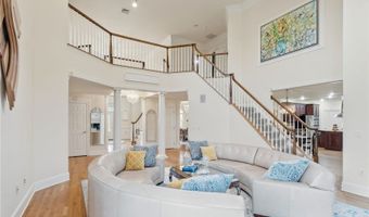 10 Lovegreen Ln, East Greenwich, RI 02818