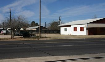 906-908 S Main St, Andrews, TX 79714