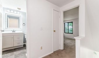 413 Shell Ct E, Columbus, OH 43213