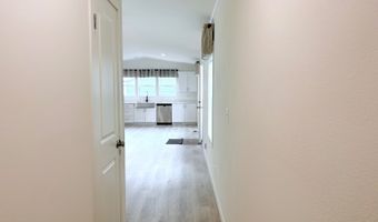 402 Lilly Ln, Altoona, WI 54720