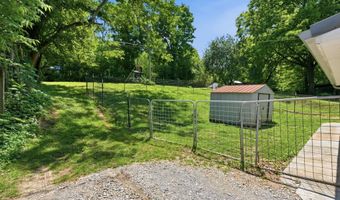 121 Sharp Rd, Athens, TN 37303