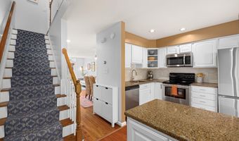 535 COLECROFT Ct, Alexandria, VA 22314