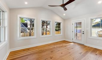 515 Sandalwood Rd, Villas, NJ 08251