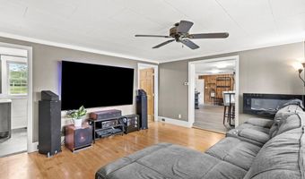 10 Pine St, Alton, NH 03809