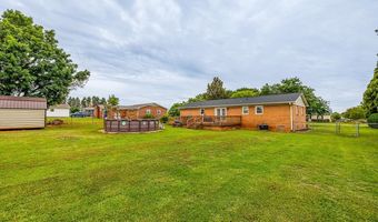 101 Huey St, Boiling Springs, SC 29316