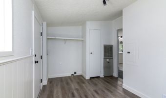 14849 S APPLETON Dr 161, Oregon City, OR 97045