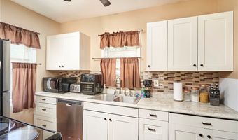 1473 Huguelet St, Akron, OH 44305