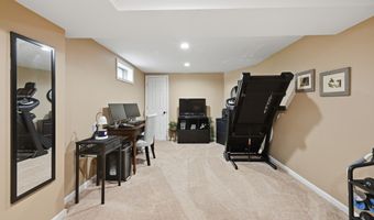8 Winthrop Rd, Bethel, CT 06801
