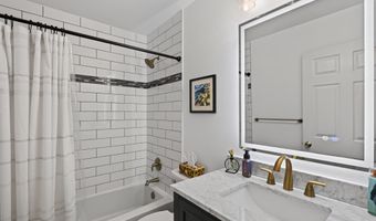 5155 BALLYCASTLE Cir, Alexandria, VA 22315