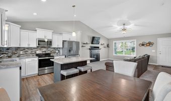 2624 4th Ave SW, Altoona, IA 50009