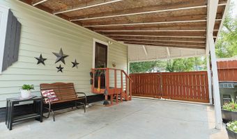 1118 16th St, Auburn, NE 68305