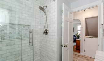 24 Columbus Blvd, Cranston, RI 02910