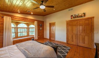 1910 9th St, Aurora, NE 68818
