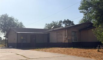 911 S Almond St, Alice, TX 78332