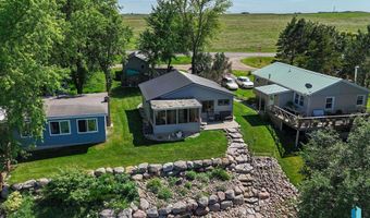 10 S Oakwood Shoreline Dr, Bruce, SD 57220