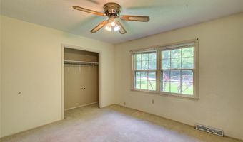 323 Maria Dr, Anderson, SC 29625