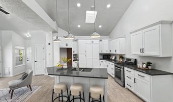 6821 Keeling St NW, Albuquerque, NM 87120