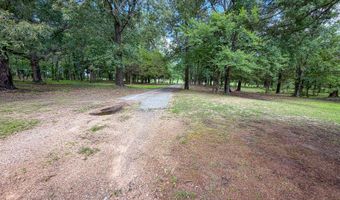 7554 S Farris Rd, Atoka, OK 74525