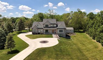 114 Tradition Dr, Polk City, IA 50226