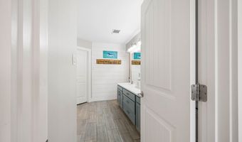 126 Sea View Dr, Aransas Pass, TX 78336