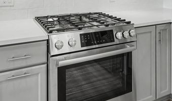 701 N HENRY St 502, Alexandria, VA 22314